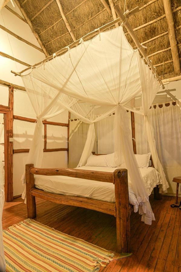 Hotel Kazinga Wilderness Safari Camp Kasese Exterior foto